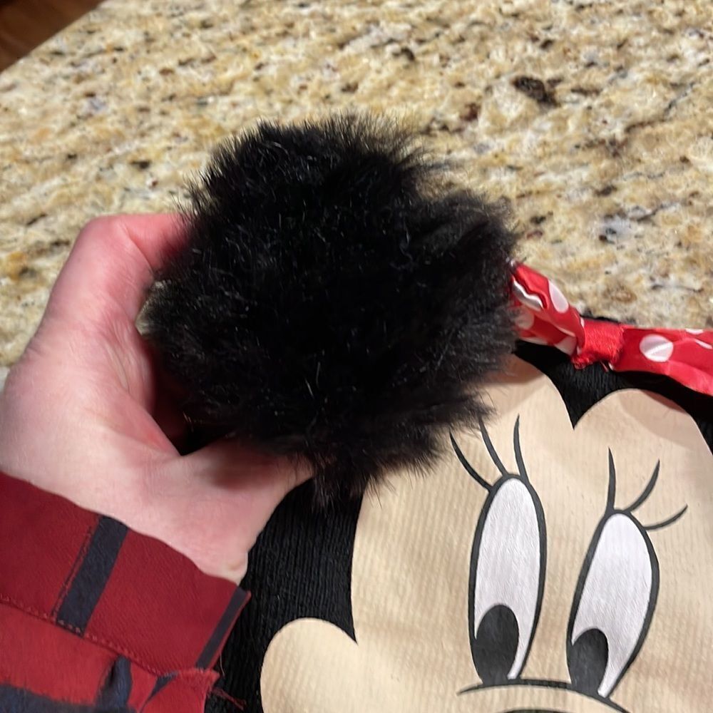 Disney Minnie Mouse Pom Pom hat - Picture 6 of 8